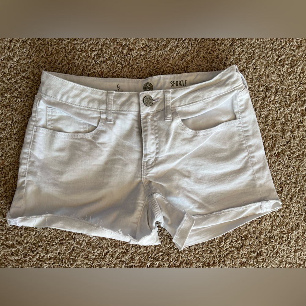 White Jean shorts size 9